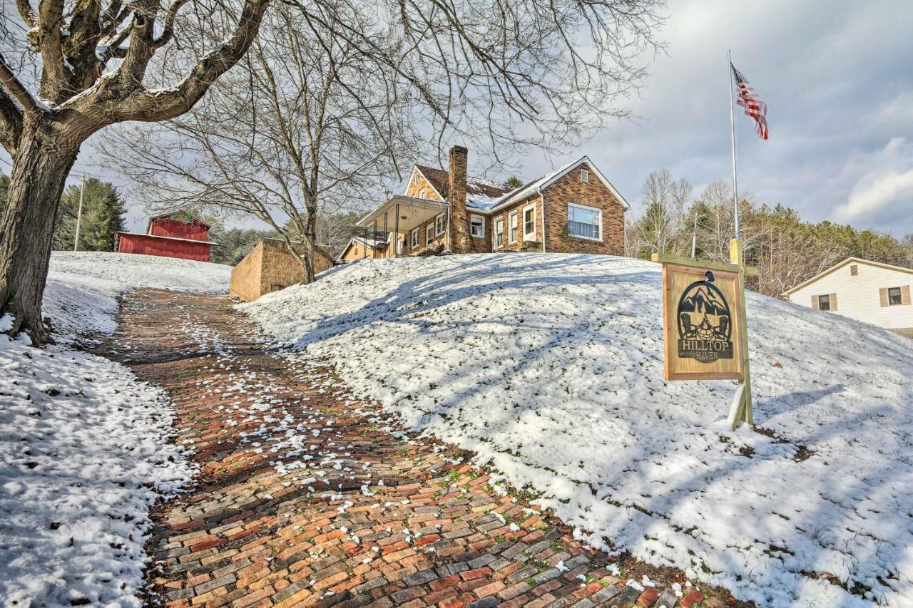 Hilltop Home With Grill, In Wayne Natl Forest Logan Extérieur photo